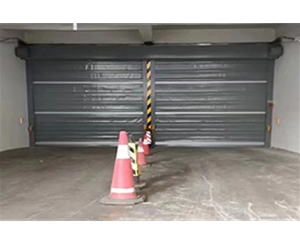 天驕科技園雙層保溫卷簾門